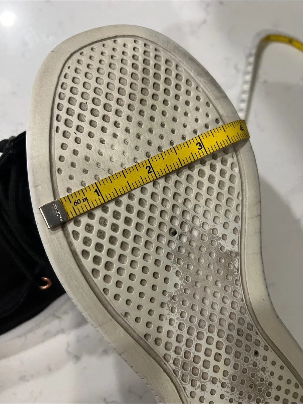 Skechers Women's Bobs Skipper Spot Twist Hands Free Slip ins size 9.5